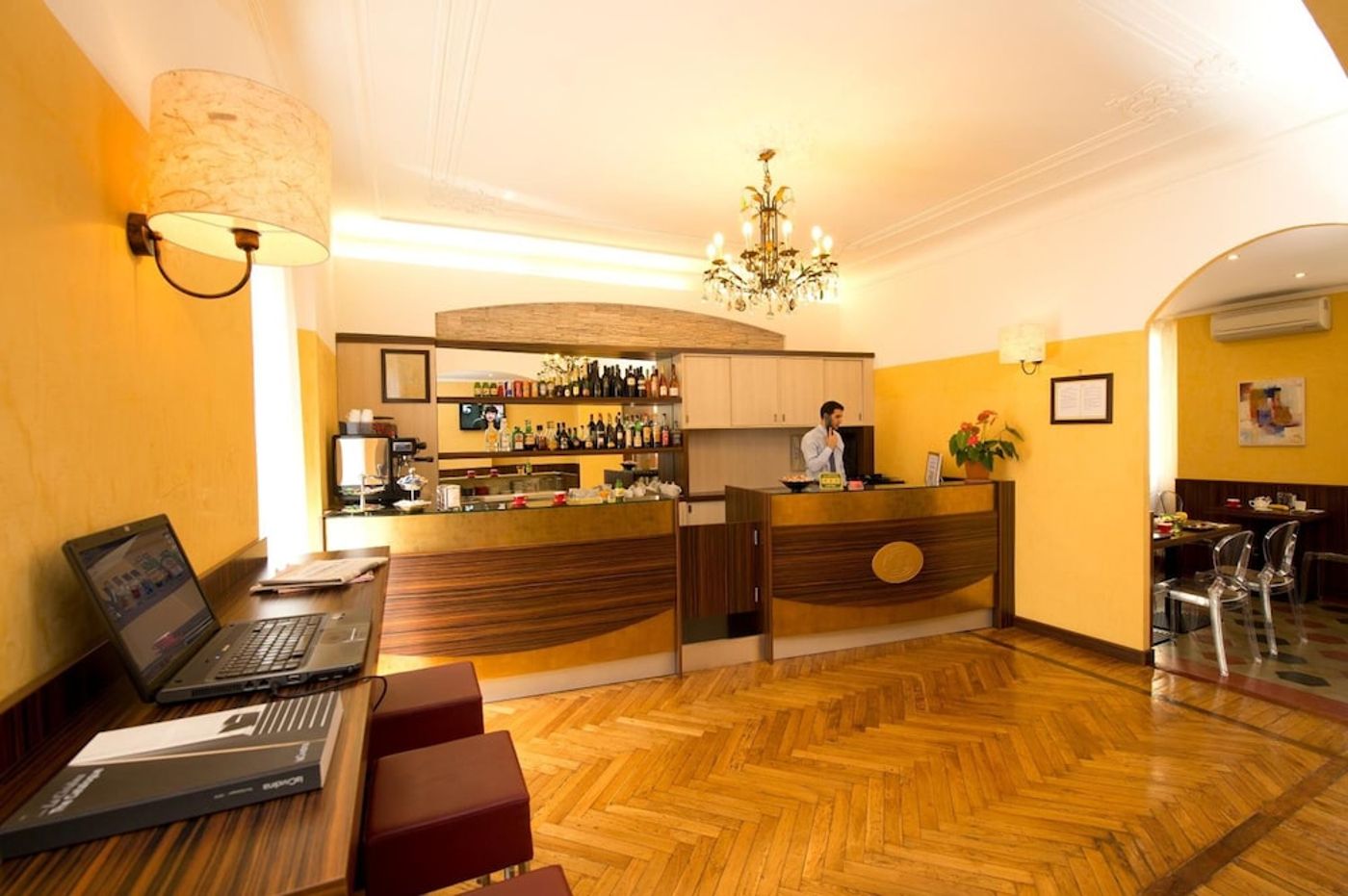 expedia-3161911-4