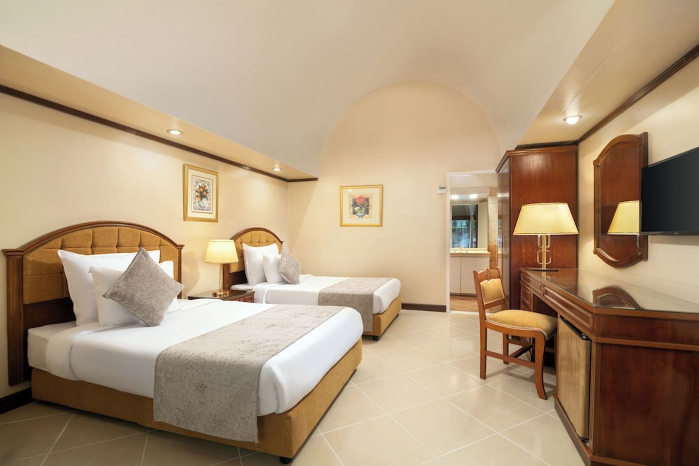 expedia-3162998-7