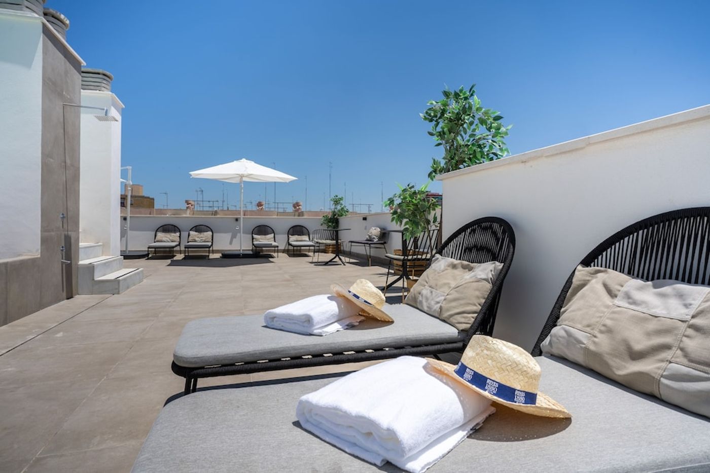 expedia-3163843-5