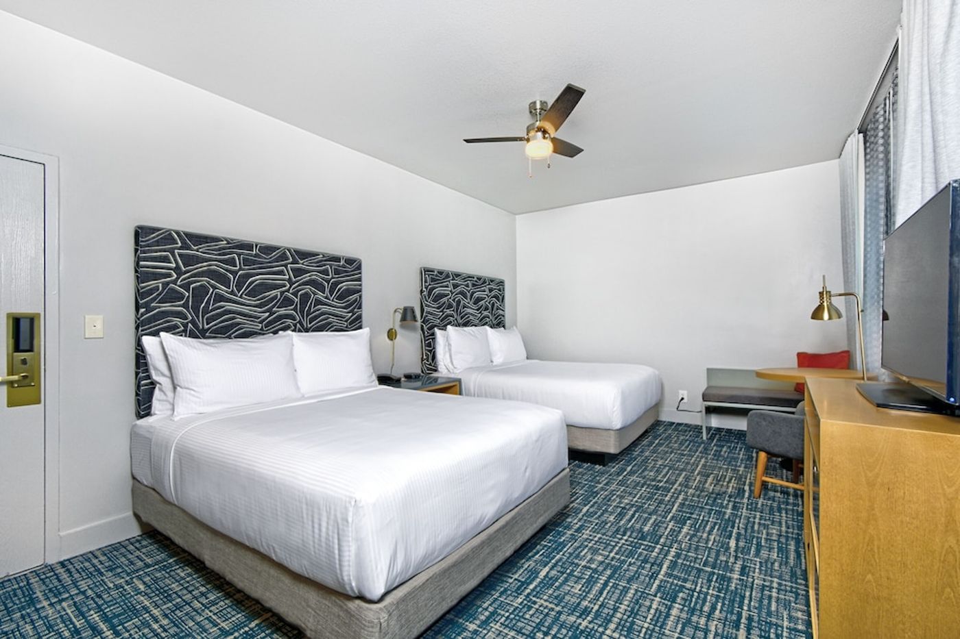 expedia-3161576-10