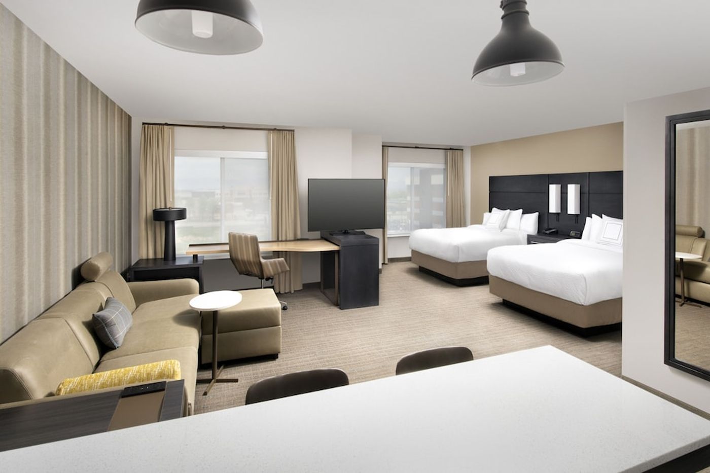 expedia-3160965-12
