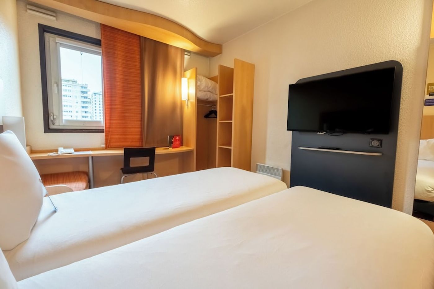 expedia-3163734-10