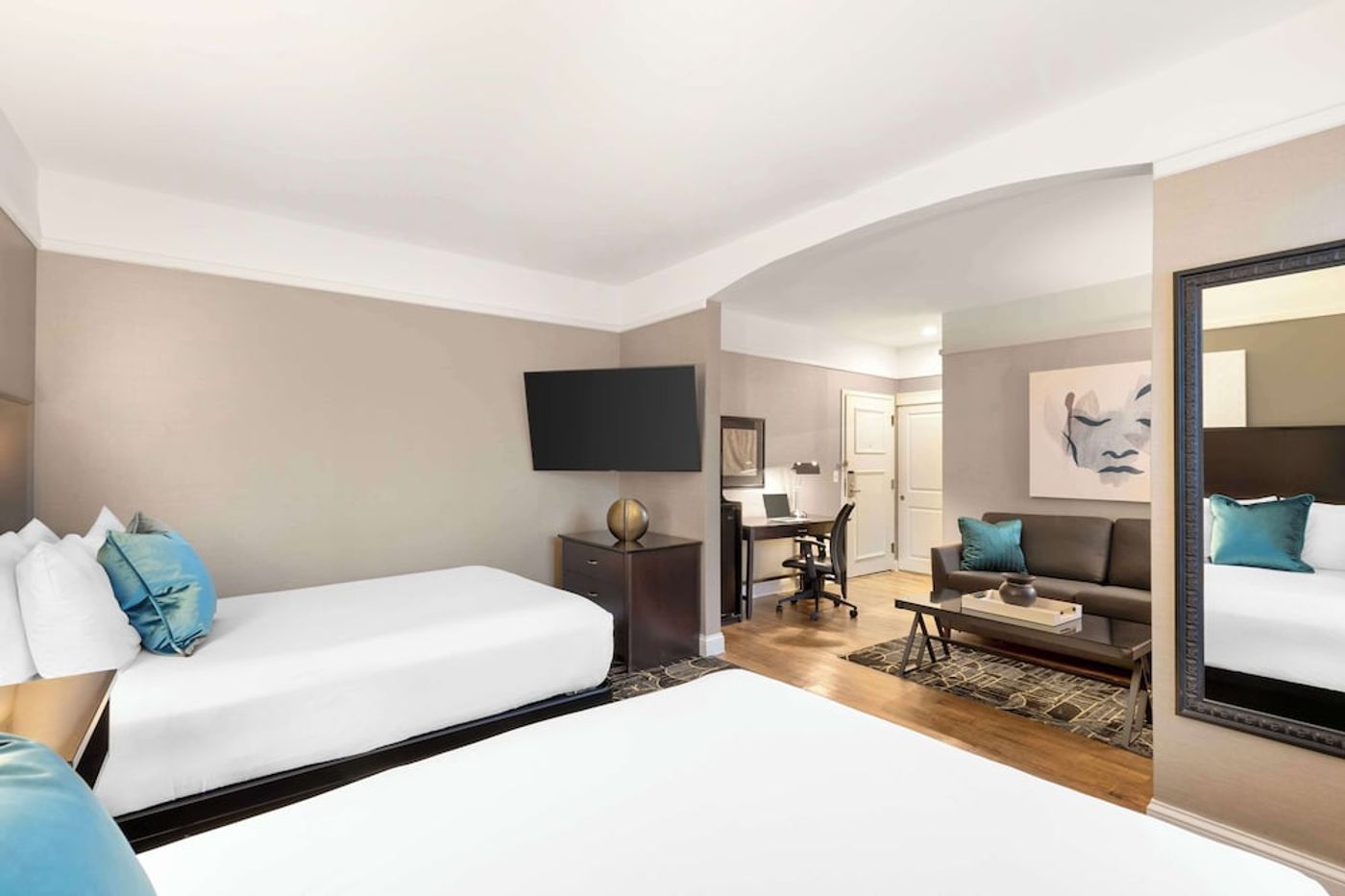 expedia-3161364-24