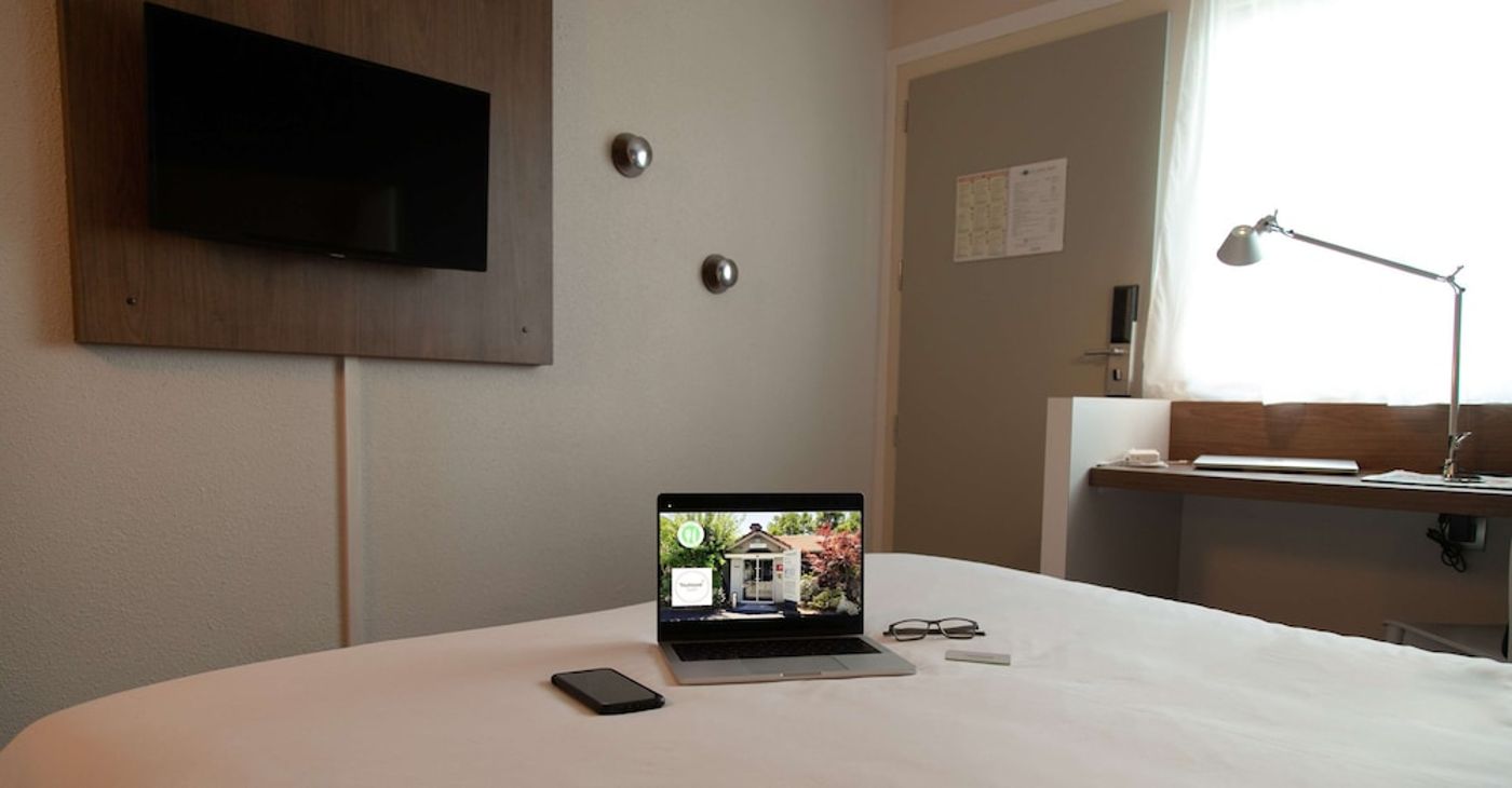 expedia-3163892-25