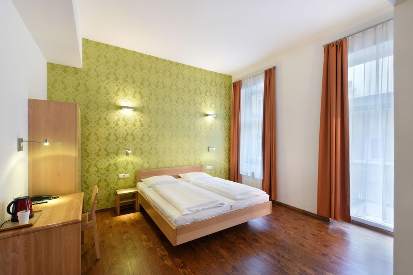 expedia-3163953-16