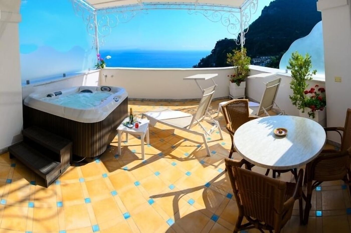expedia-3166401-25