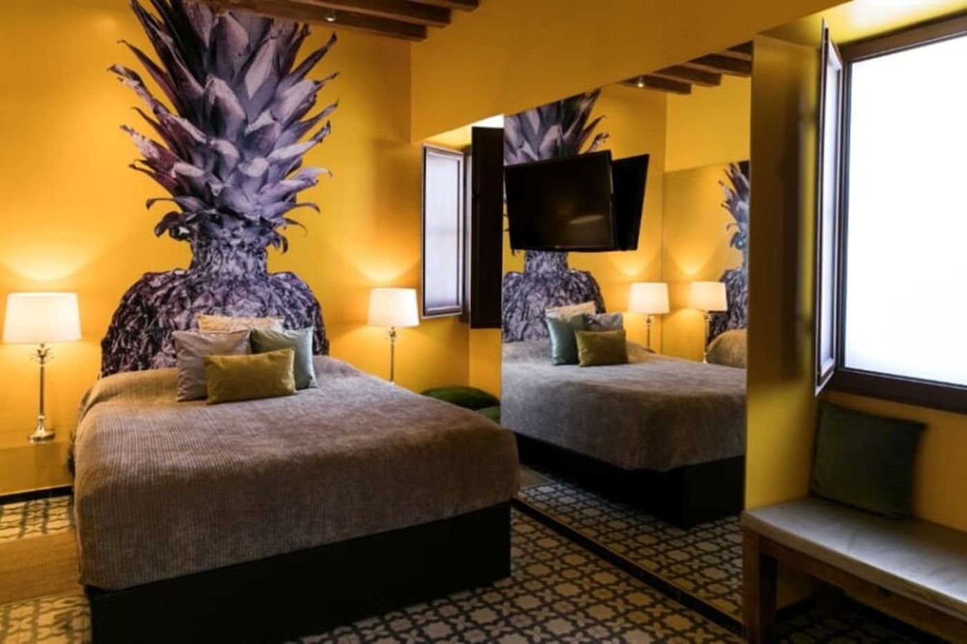 expedia-3165179-25