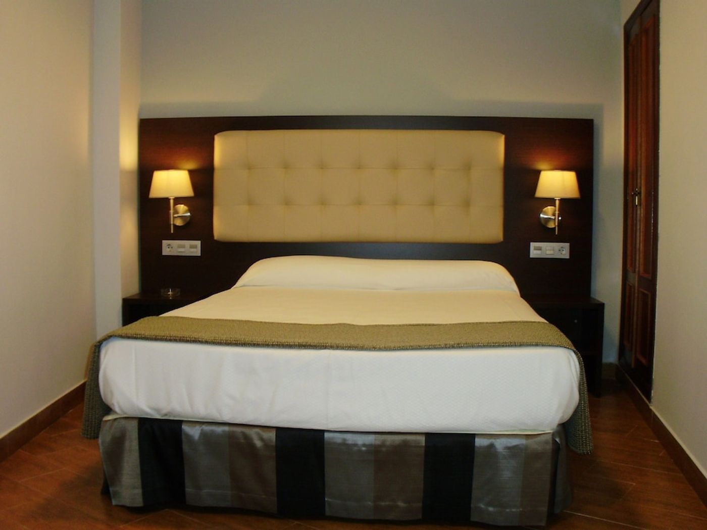 expedia-3159692-7