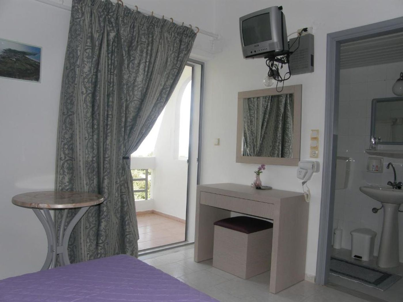 Megim Hotel