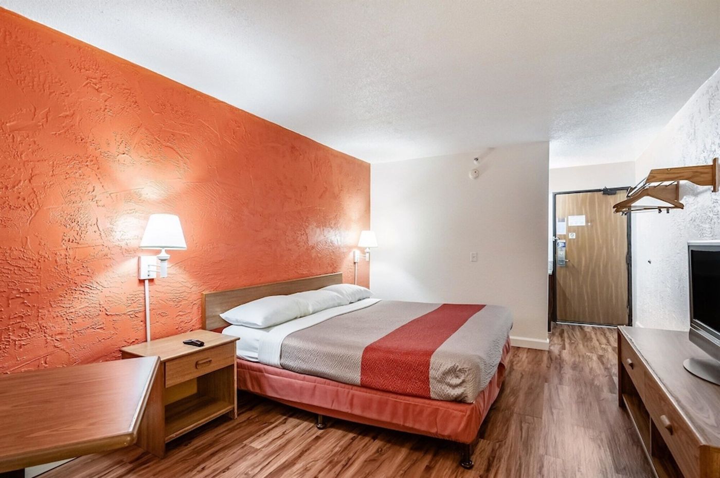 expedia-3158810-14