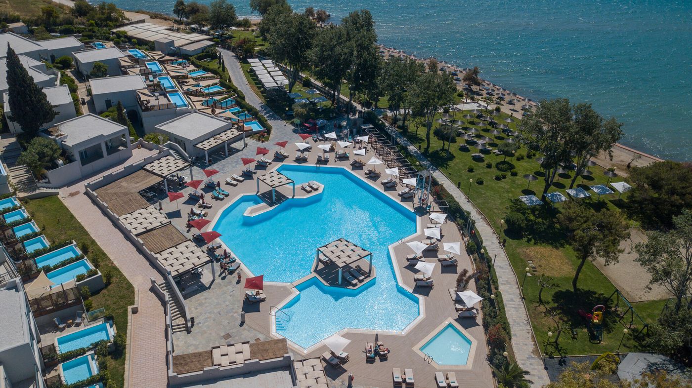 Zeus Dolce Athens