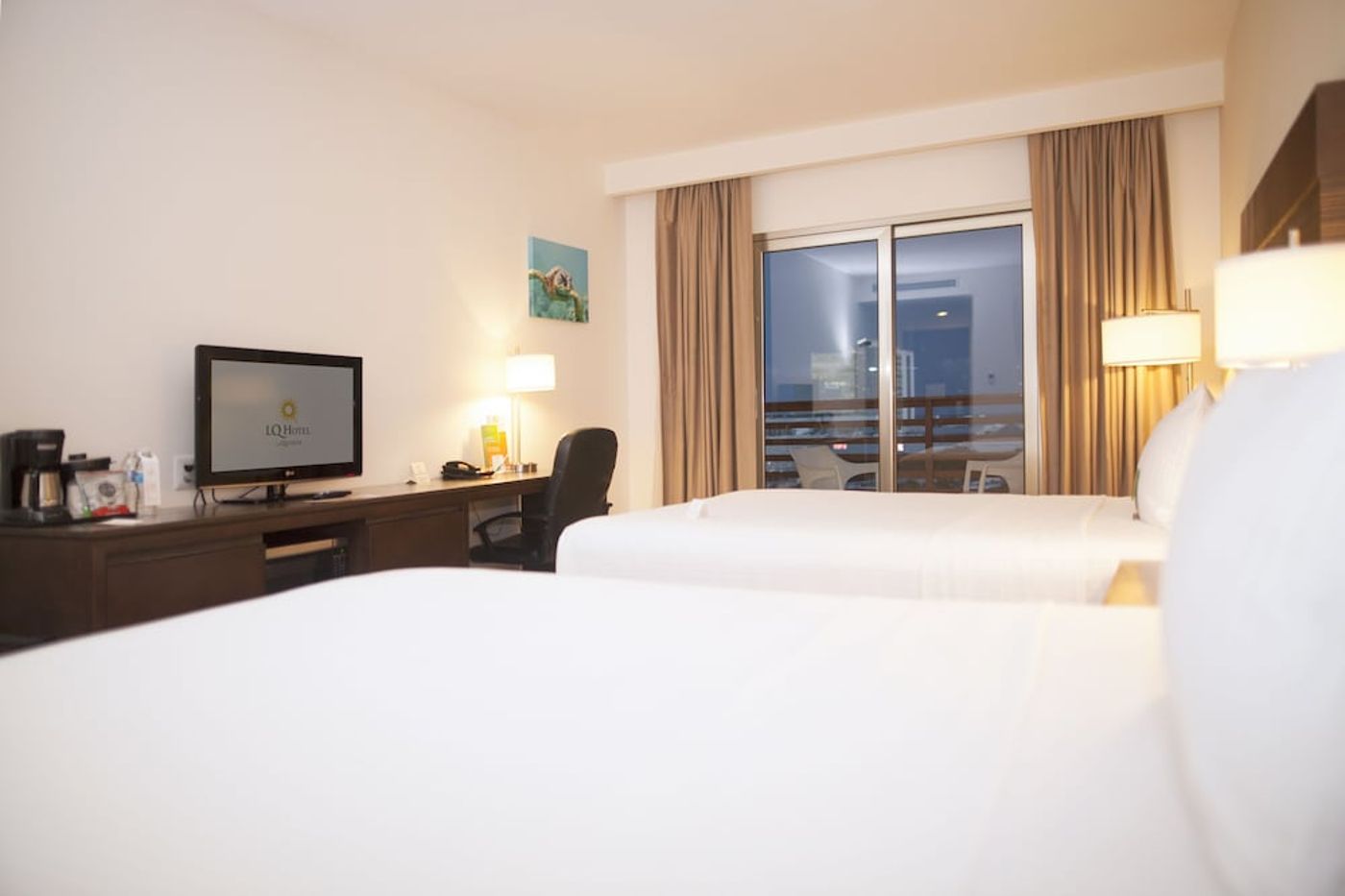 expedia-3166537-2