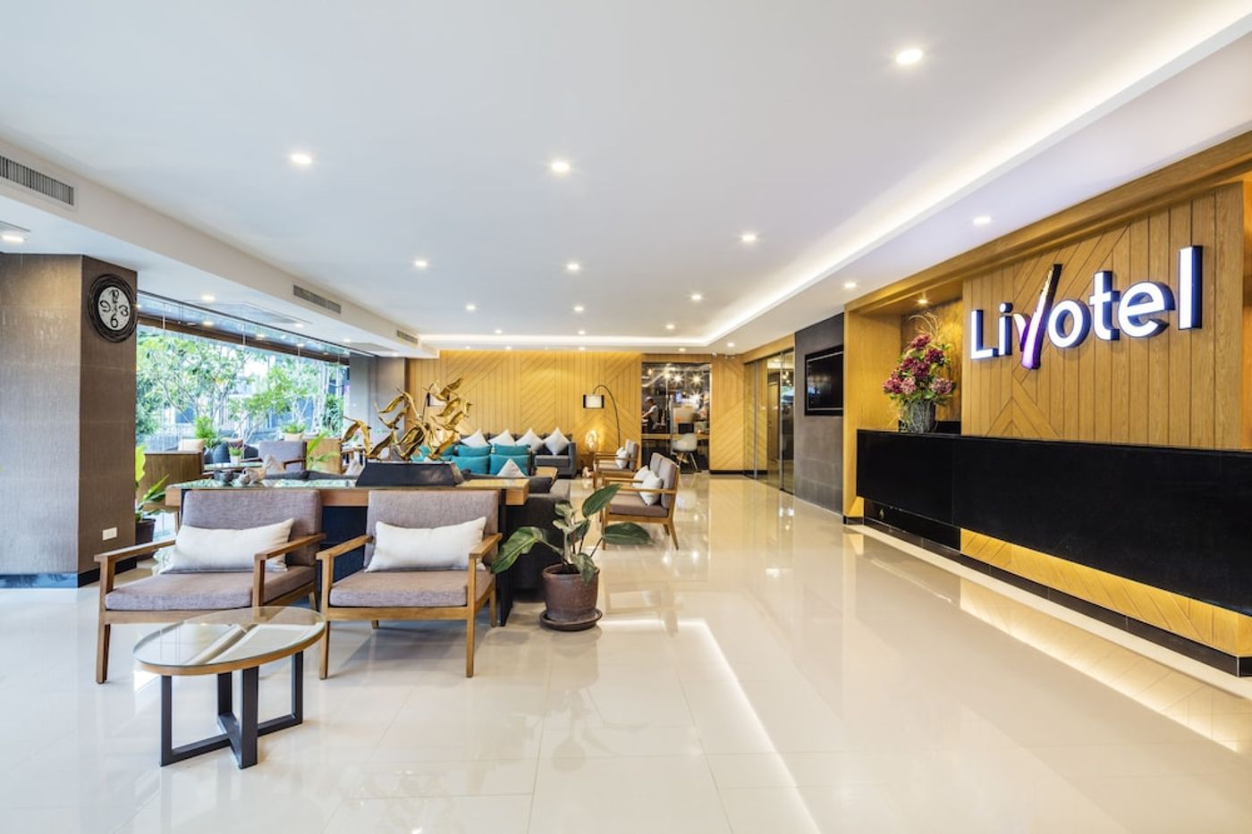 expedia-3162796-7
