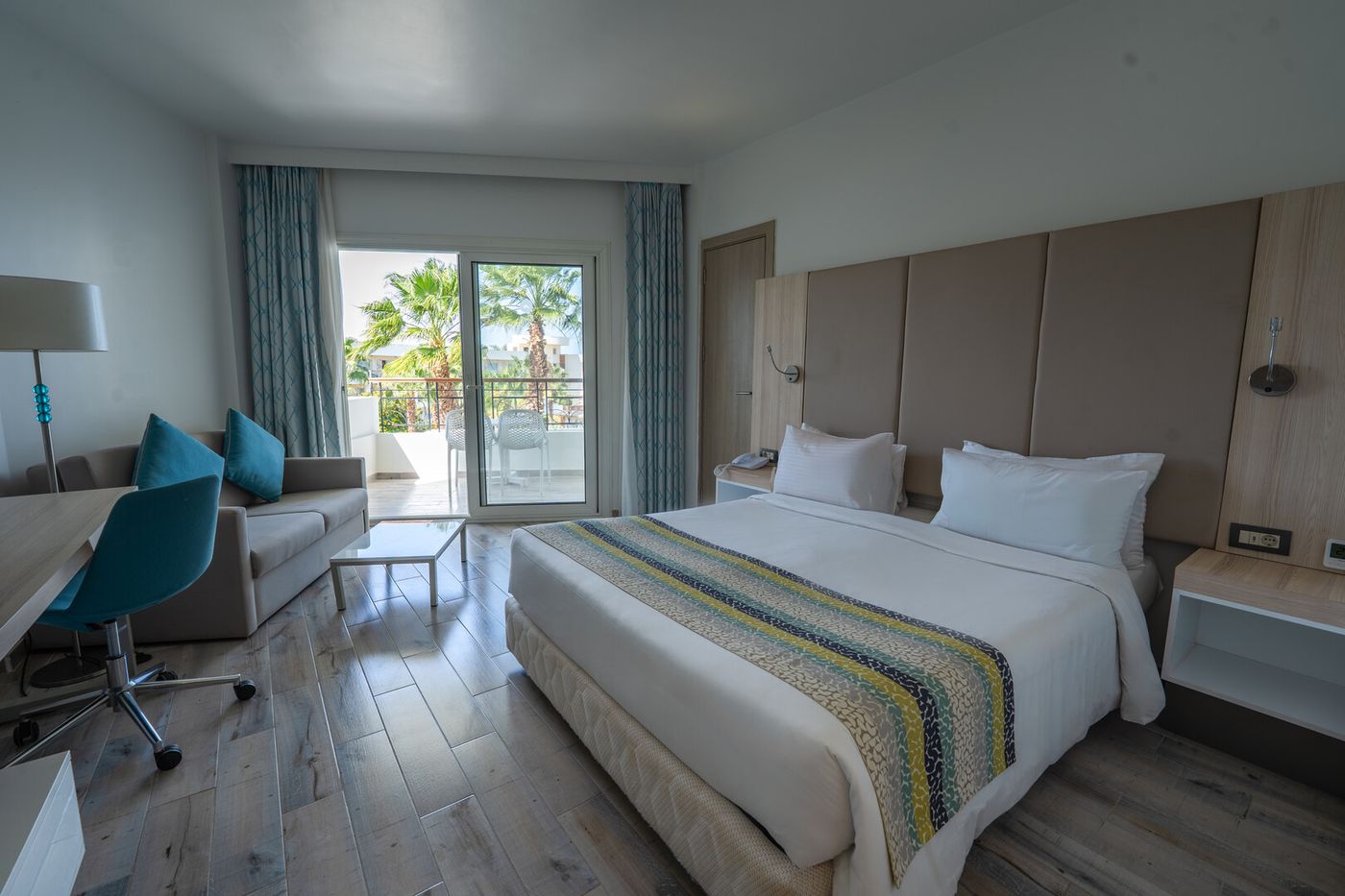 Jaz Palmariva Beach 22.04