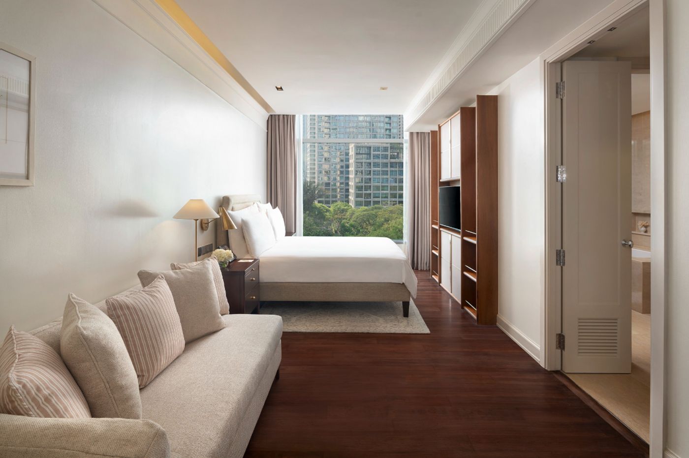 Oriental Residence Bangkok 28.08