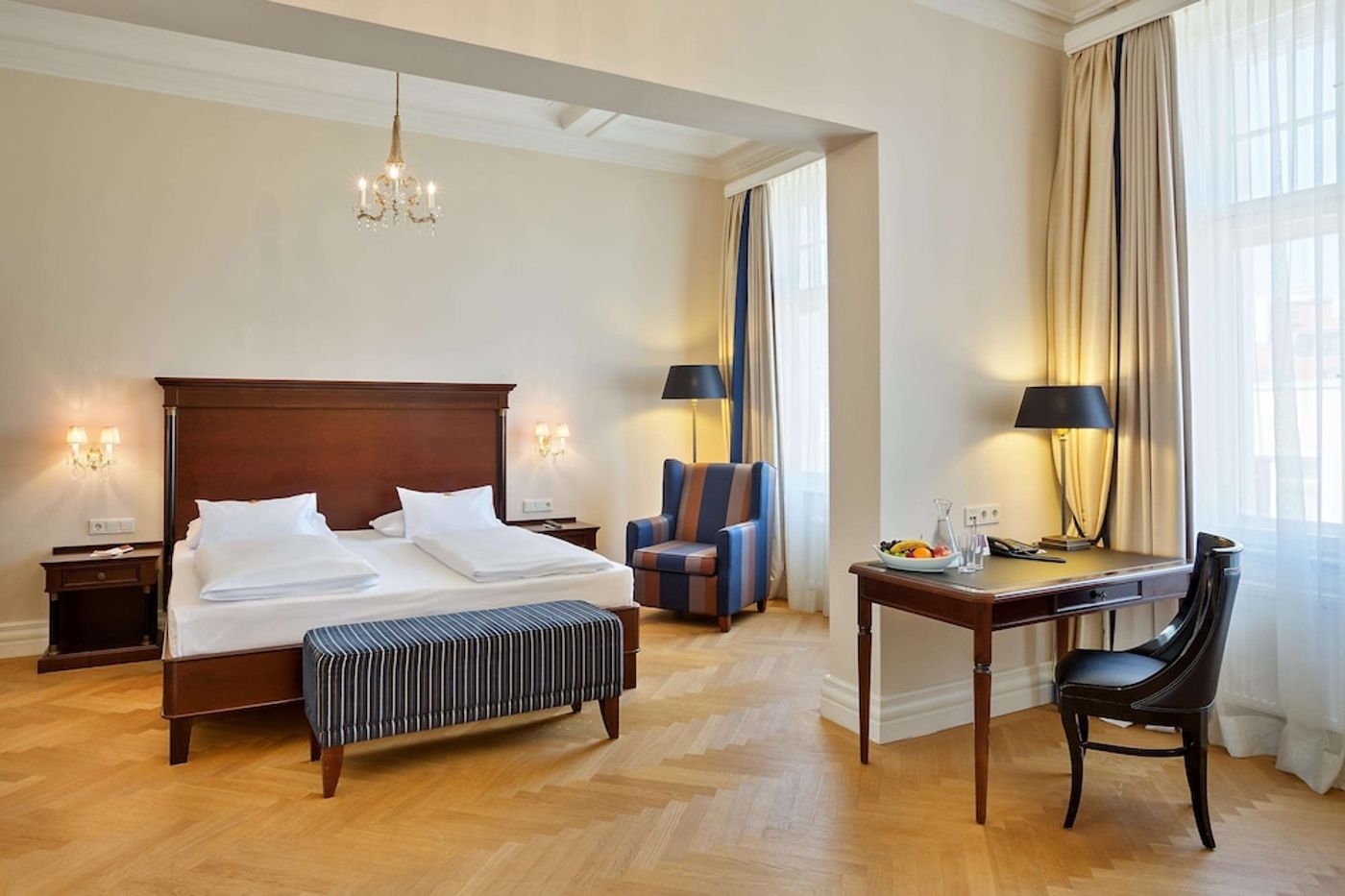 expedia-3156419-82