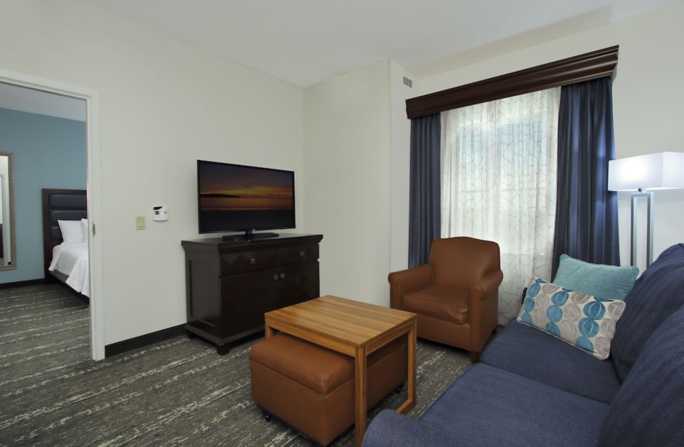 expedia-3157044-5