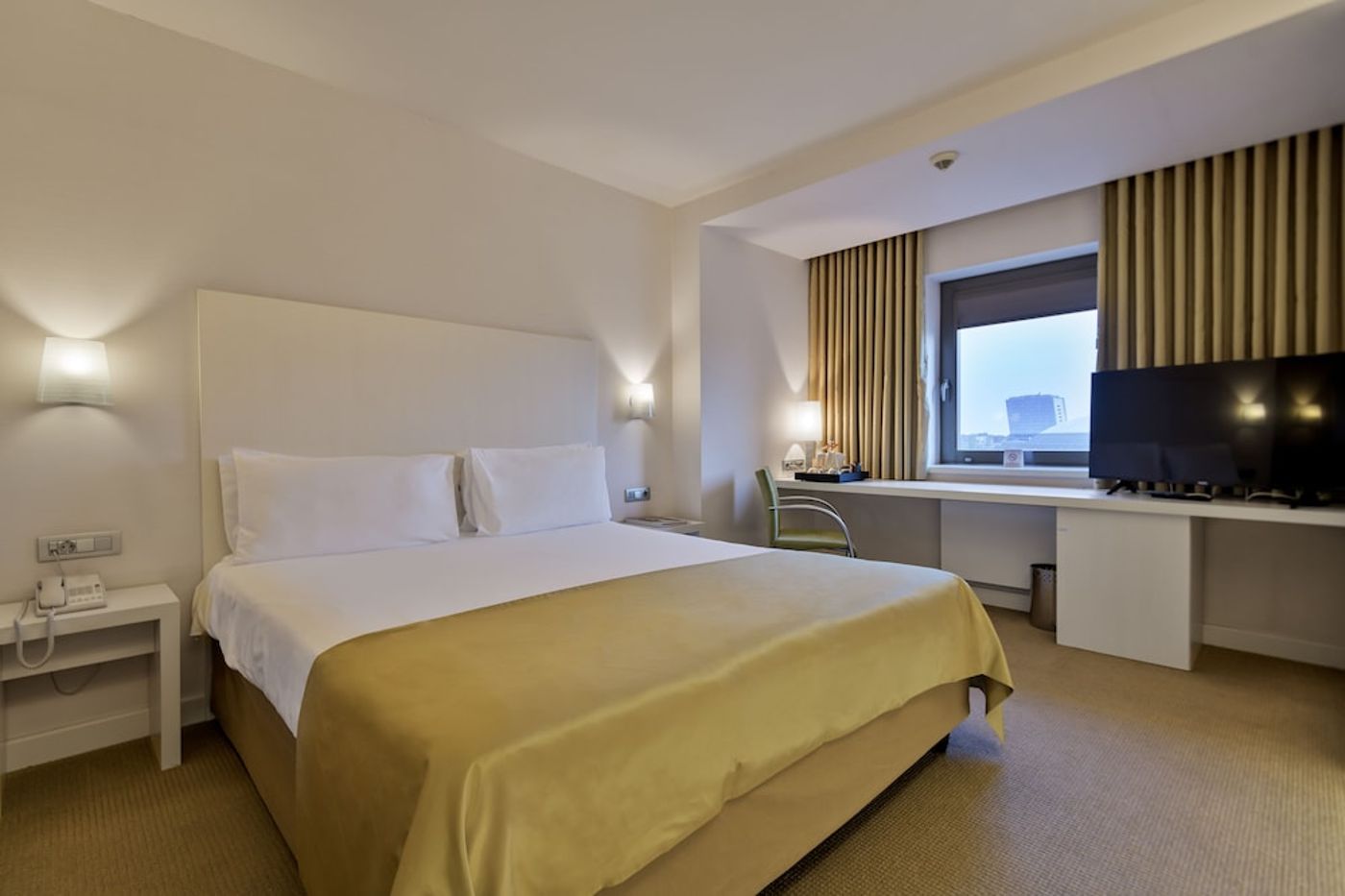 expedia-3162979-18