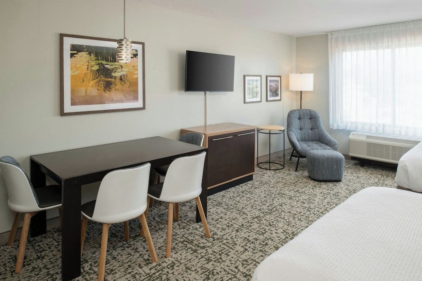 expedia-3165905-17