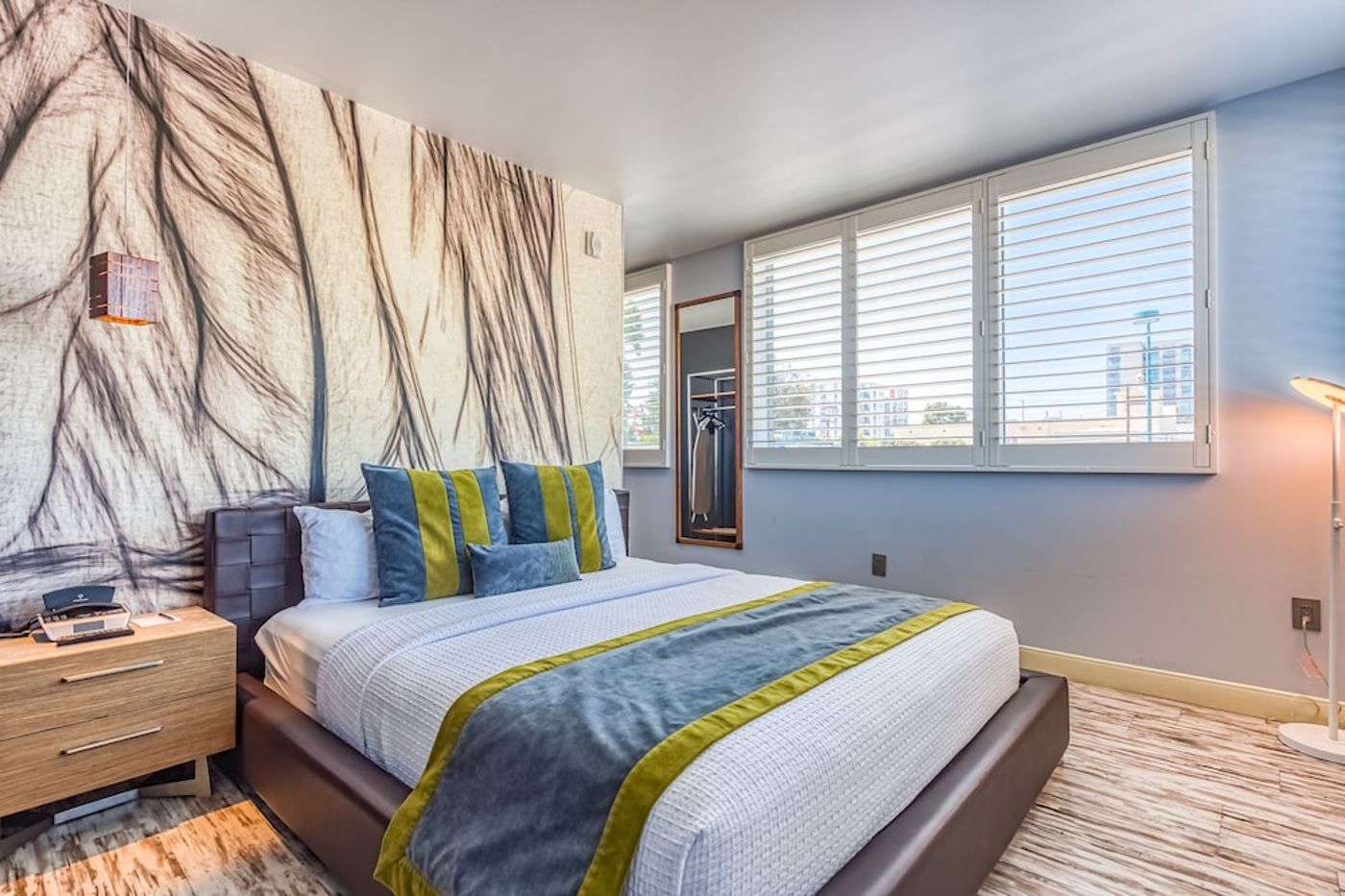 expedia-3158714-30