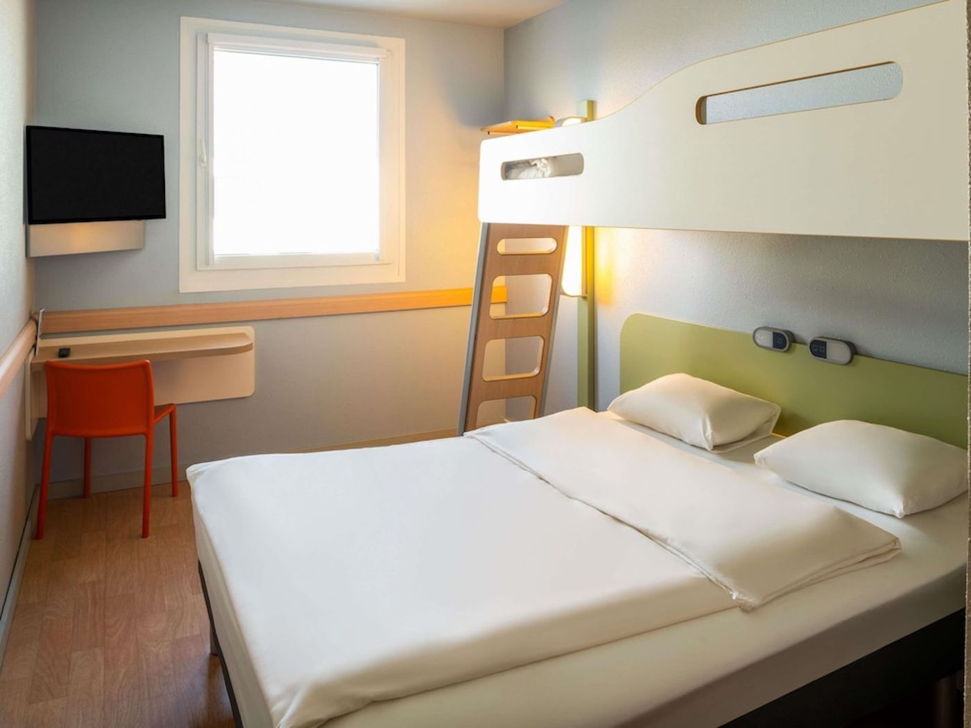 expedia-3163970-9