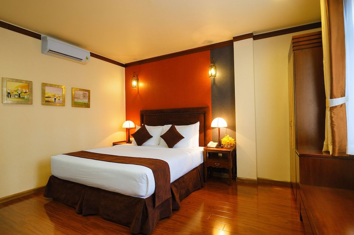 expedia-3163172-13