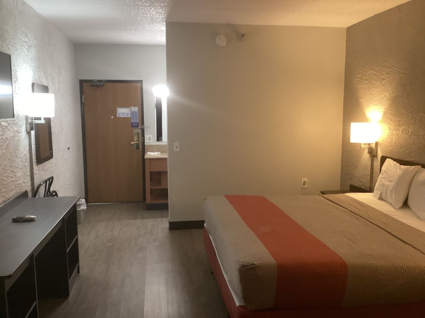 expedia-3158795-8
