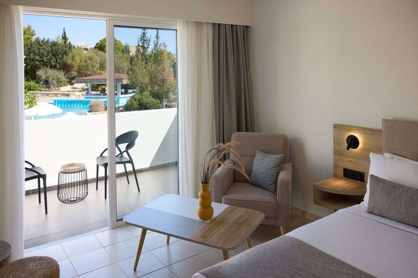 Kiotari Miraluna Beach Resort