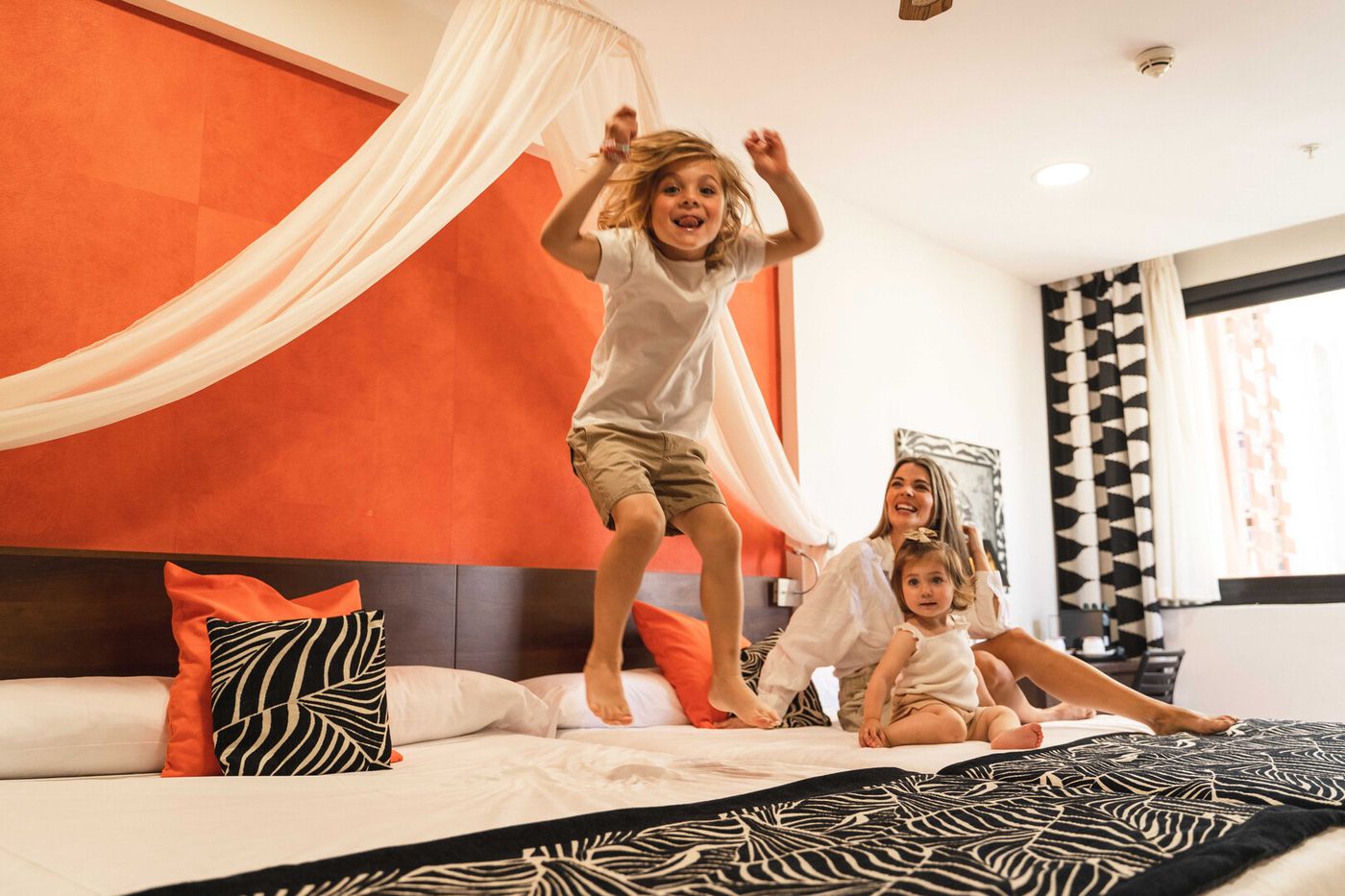 10.03.26 Magic Aqua Rock Gardens