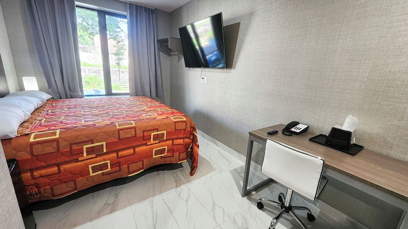 expedia-3162465-6