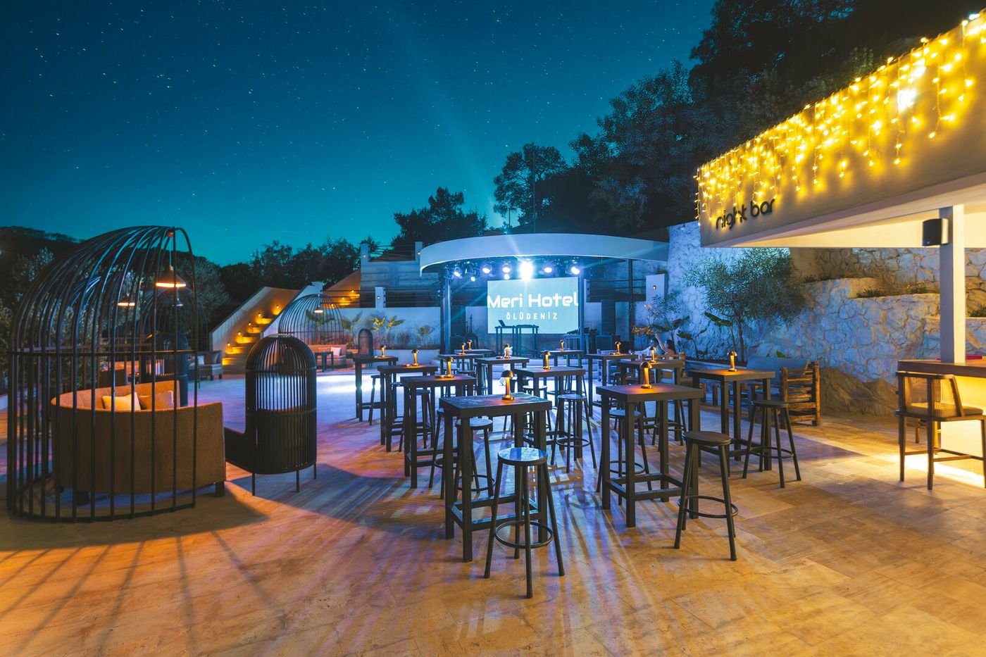 Meri Hotel