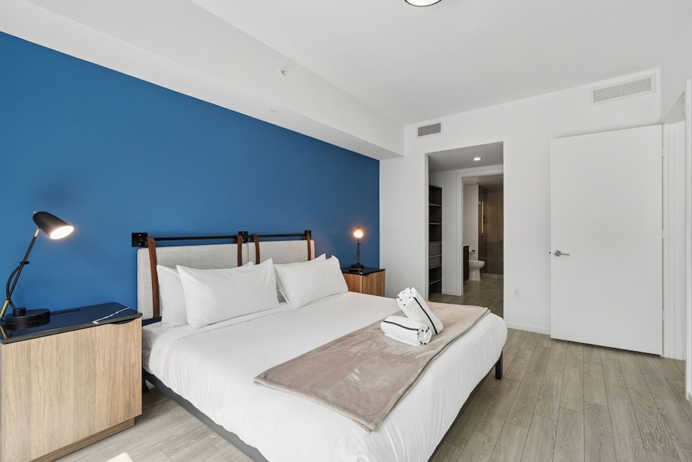 expedia-3162363-11
