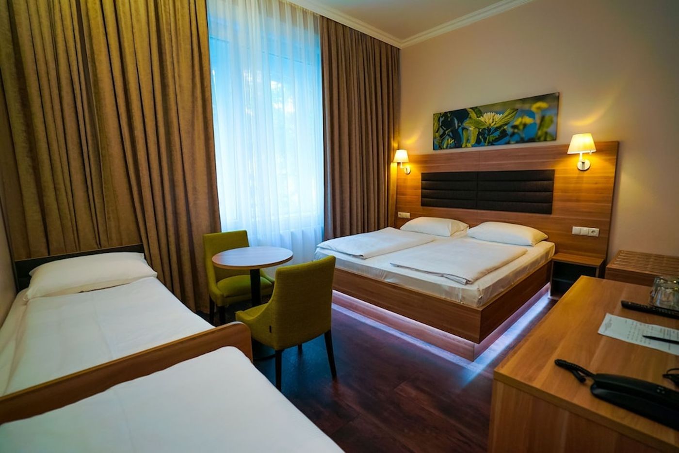 expedia-3164540-30