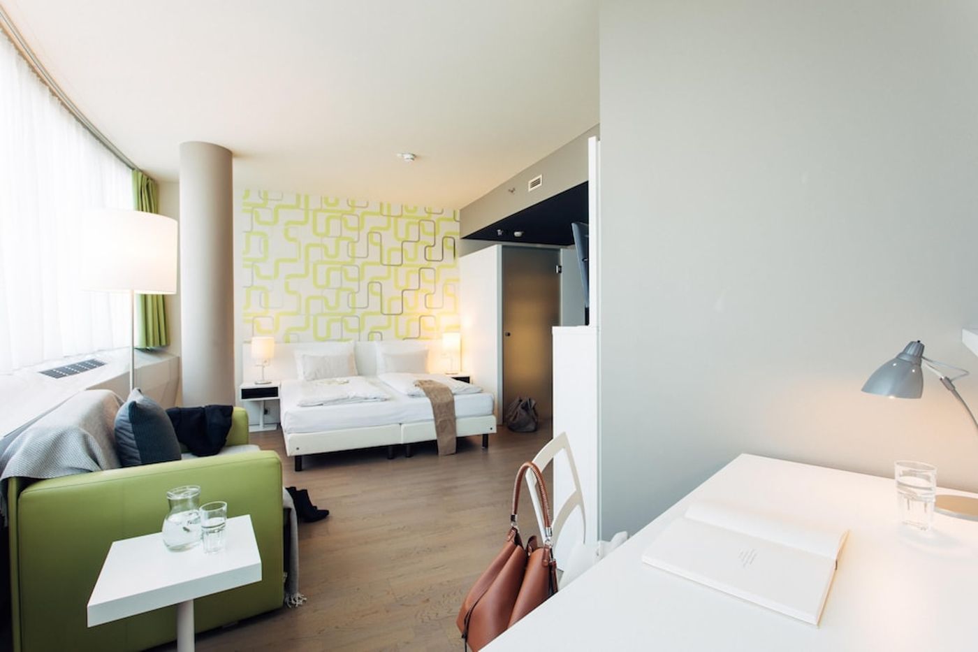 expedia-3163944-27
