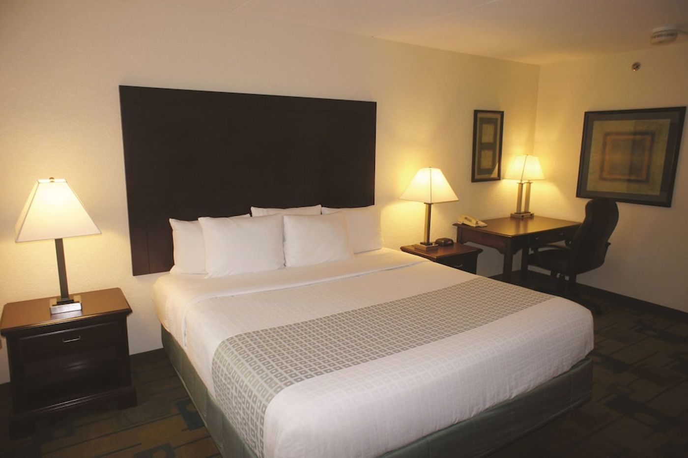 expedia-3159324-18