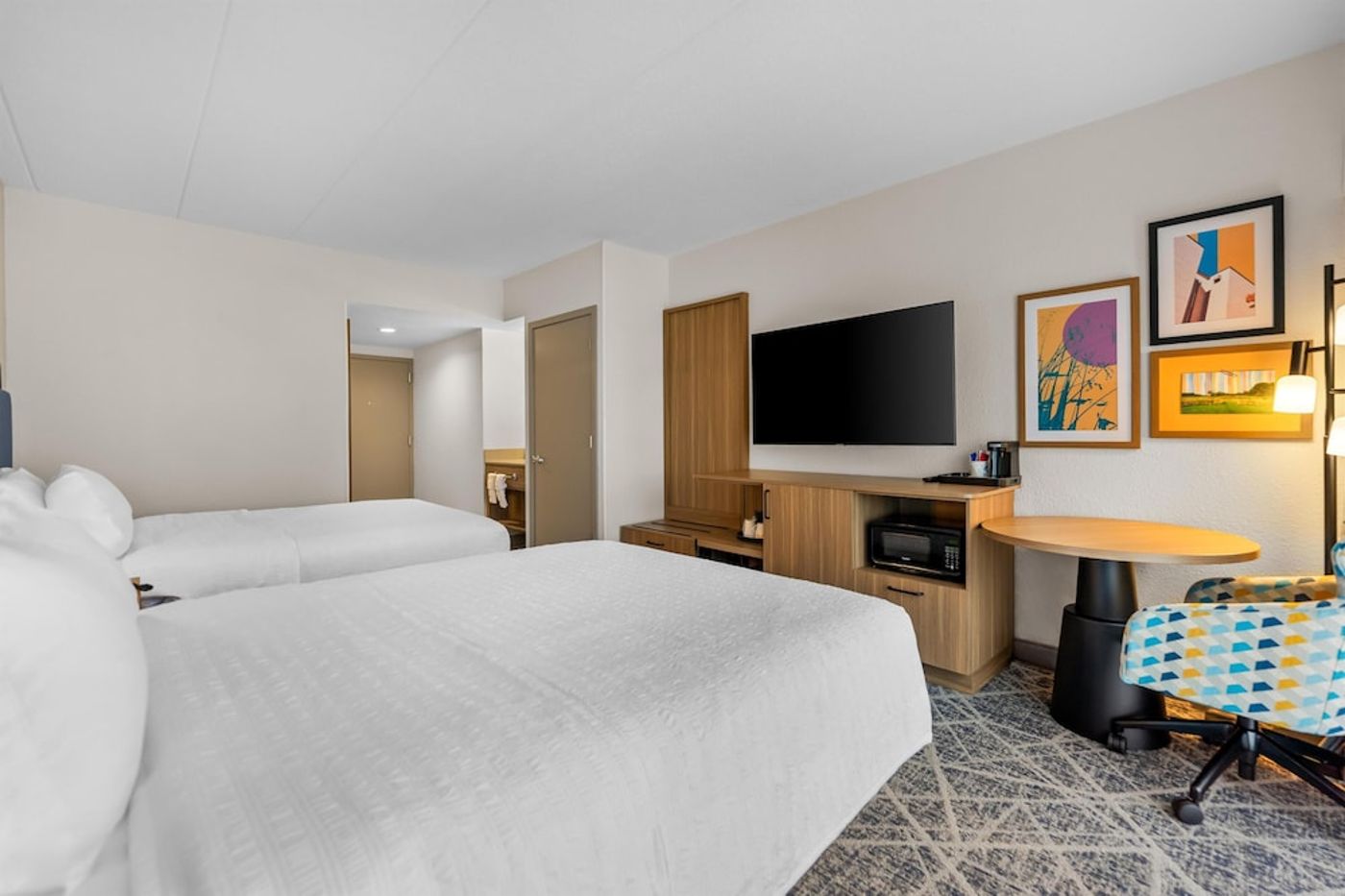 expedia-3162109-10