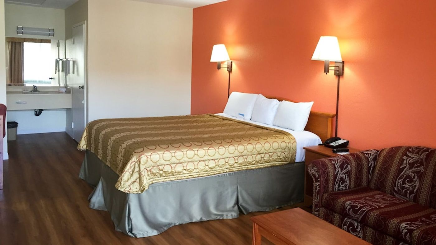 expedia-3163674-12