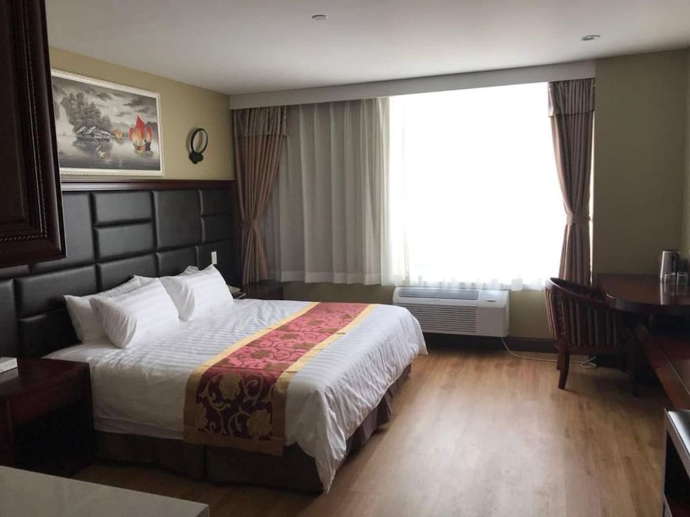 expedia-3158552-9