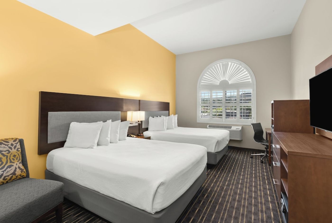 expedia-3159630-30