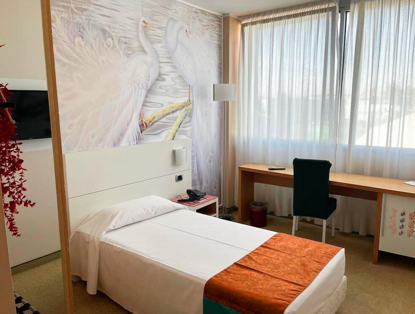 expedia-3163534-18