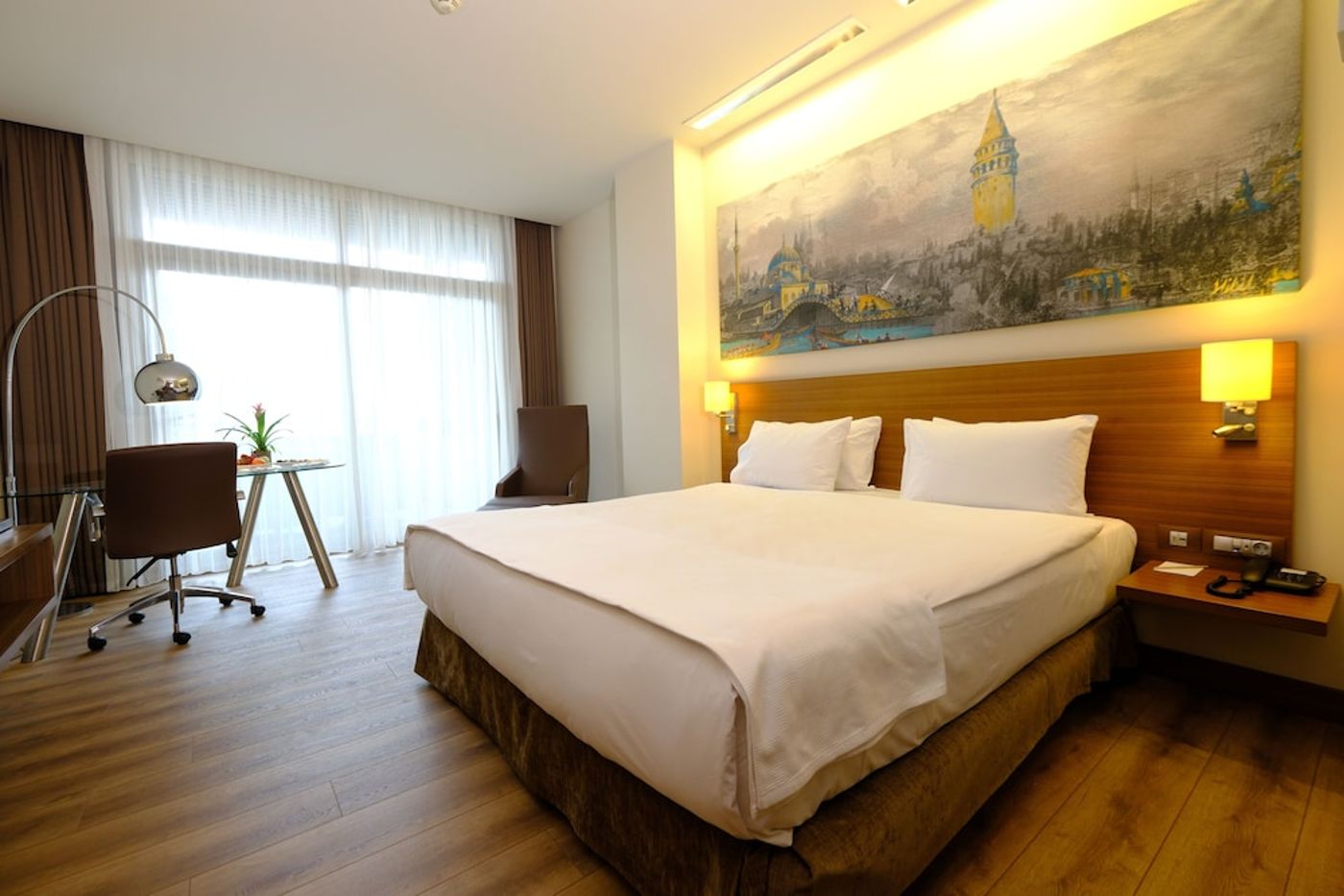 expedia-3161877-24