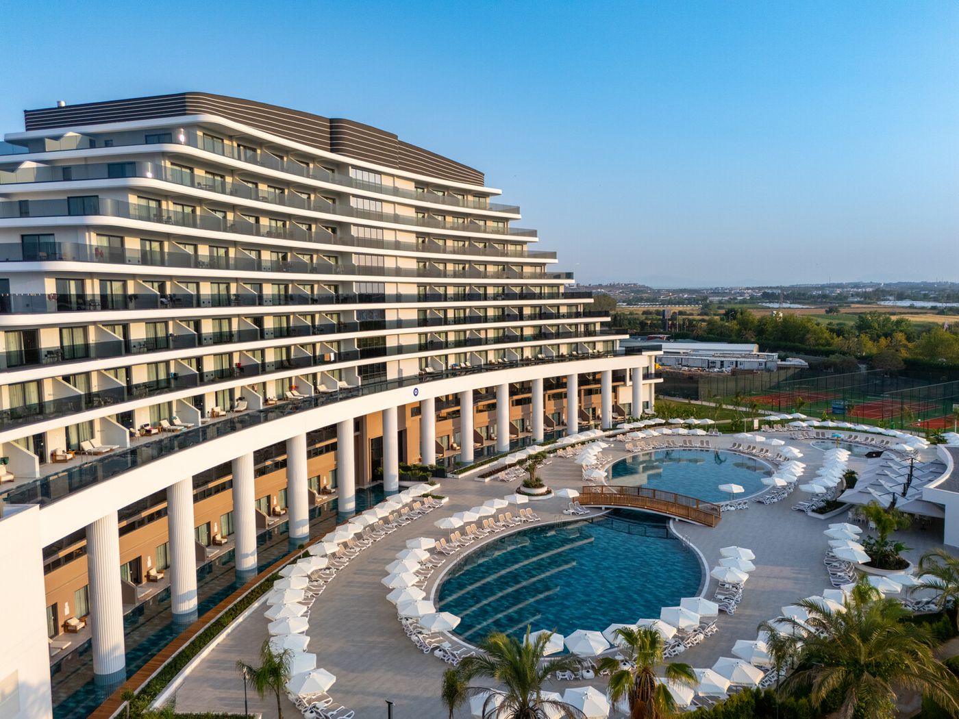 Miracle Resort Hotel