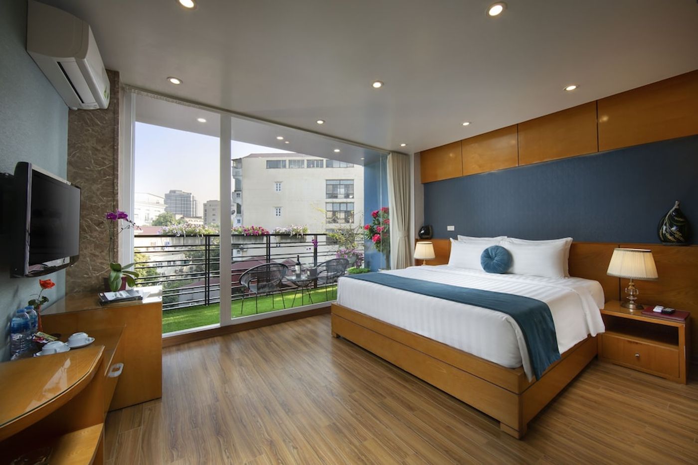 expedia-3165244-1