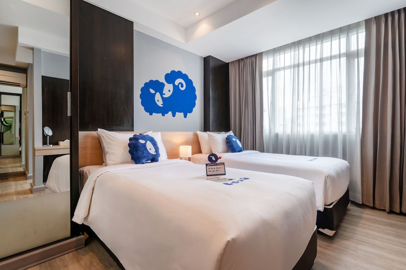 expedia-3162900-13