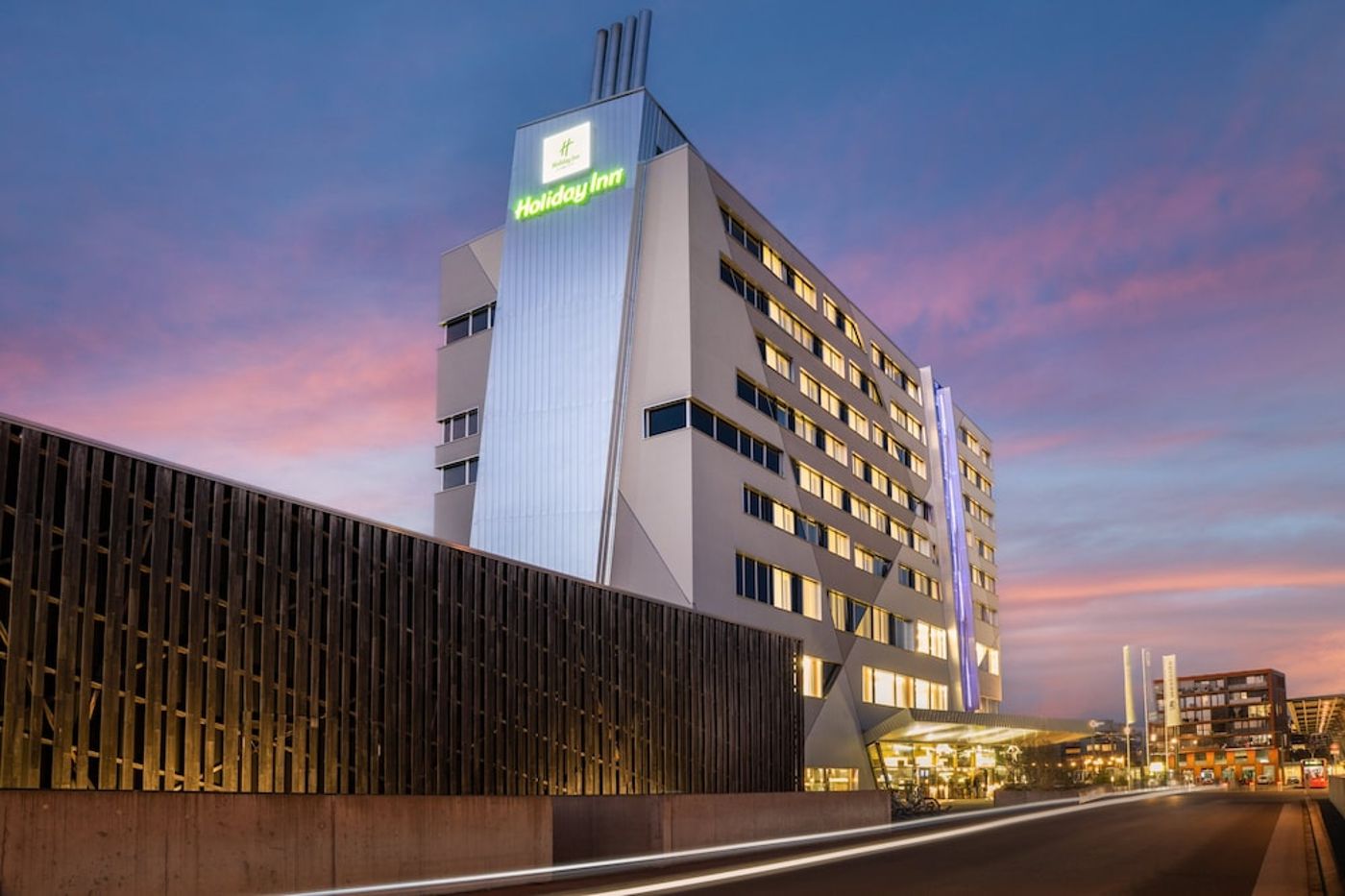 expedia-3054741-1