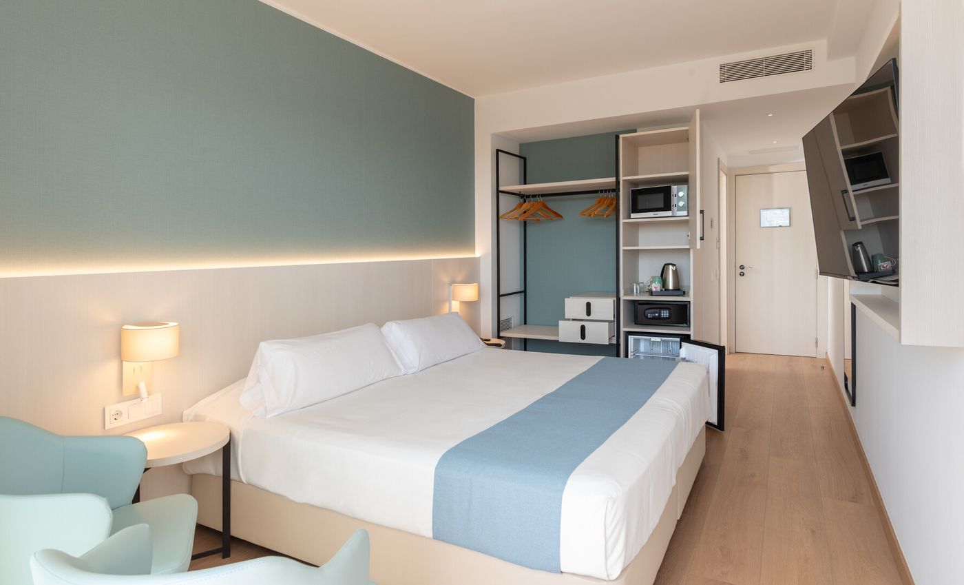 14.07.26 Costa Encantada Premium