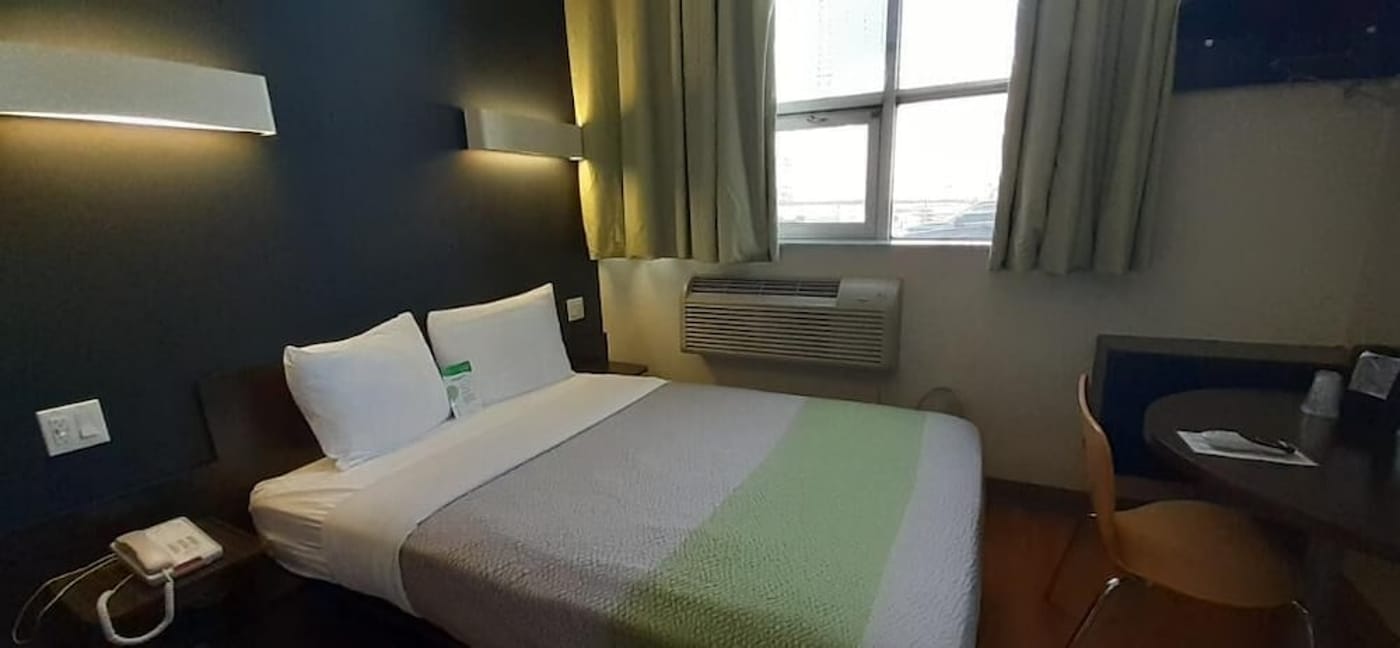 expedia-3158572-10
