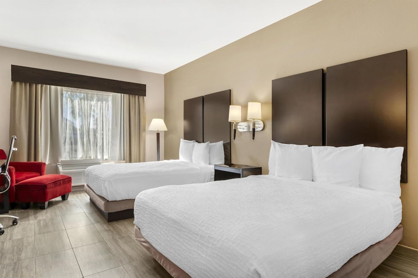 expedia-3160692-30
