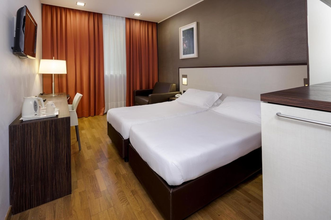 expedia-3163574-30