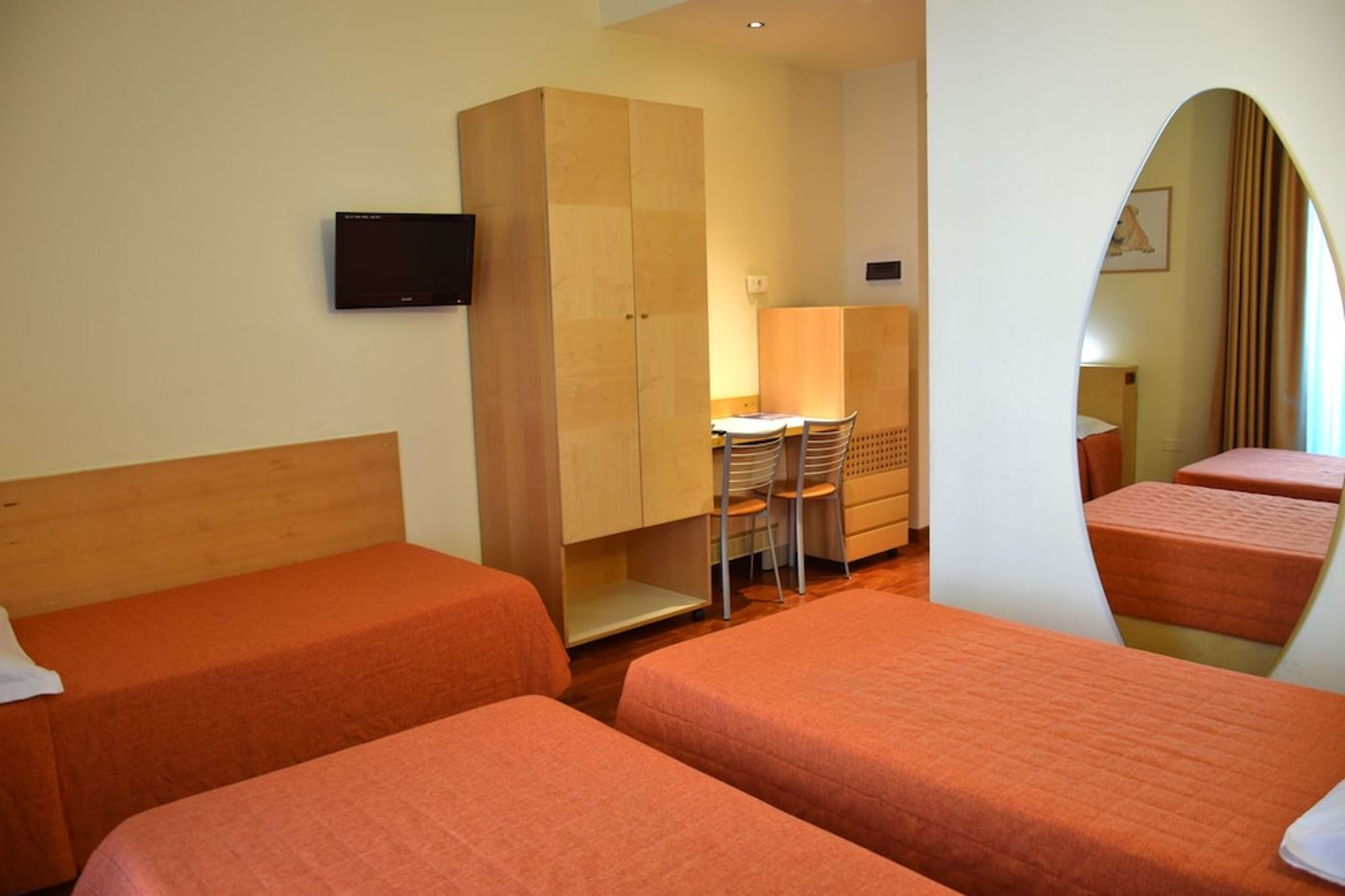 expedia-3163475-8